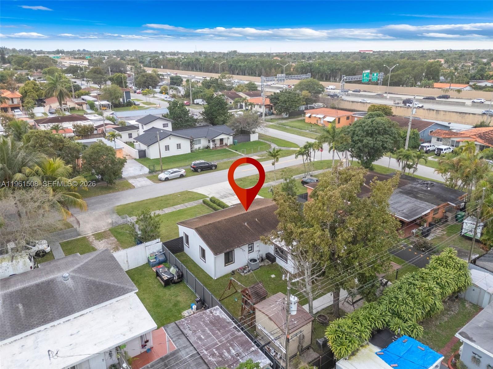 7585 SW 28th St Miami, FL 33155