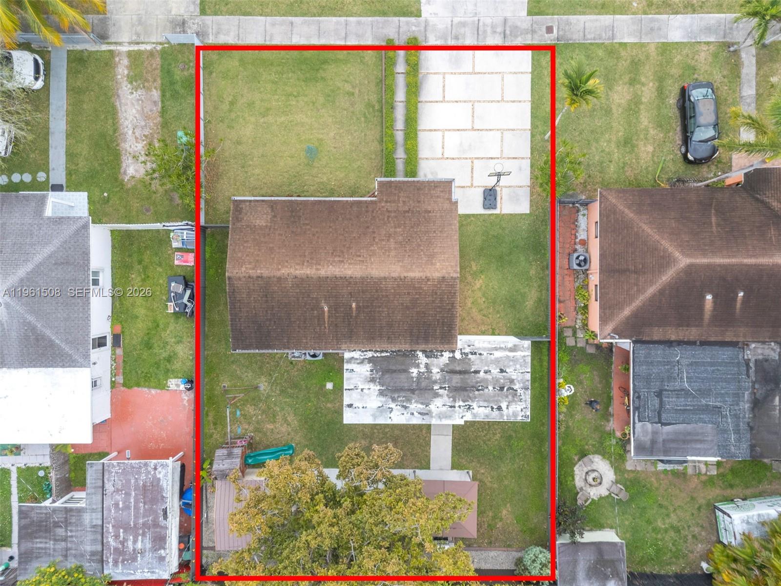 7585 SW 28th St Miami, FL 33155