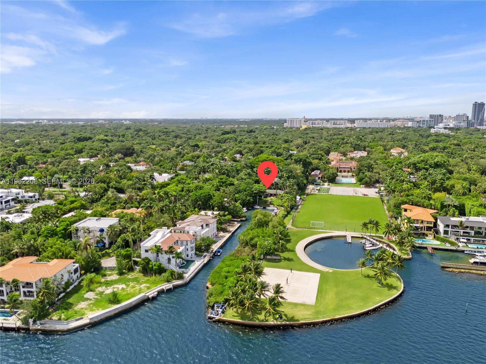 3373 Poinciana Ave Miami, FL 33133