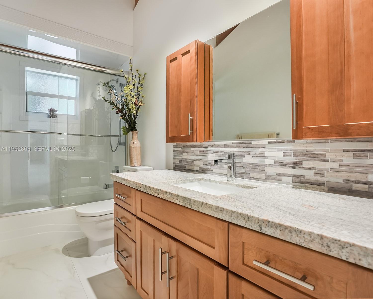 413 Leslie Dr Hallandale Beach, FL 33009