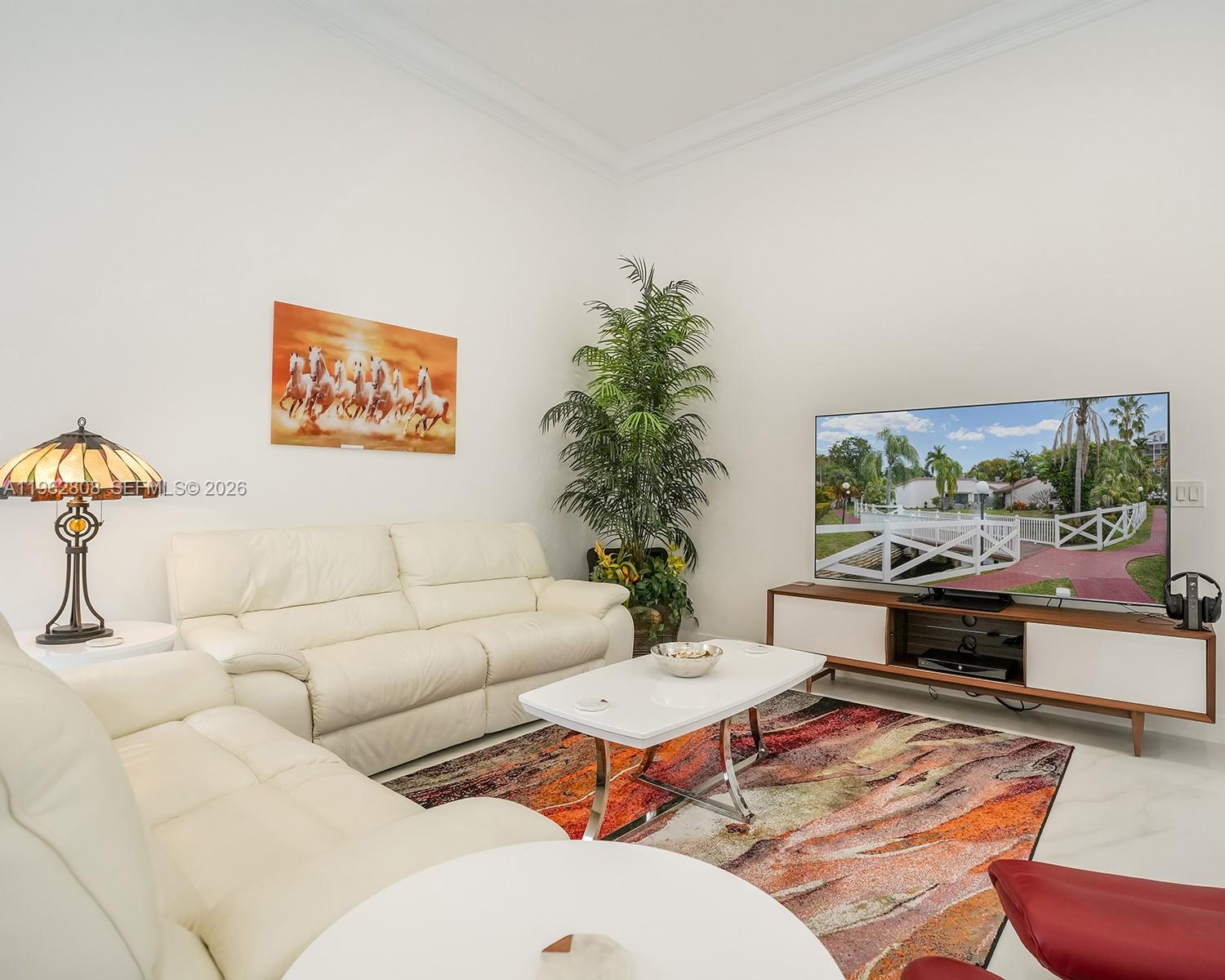 413 Leslie Dr Hallandale Beach, FL 33009