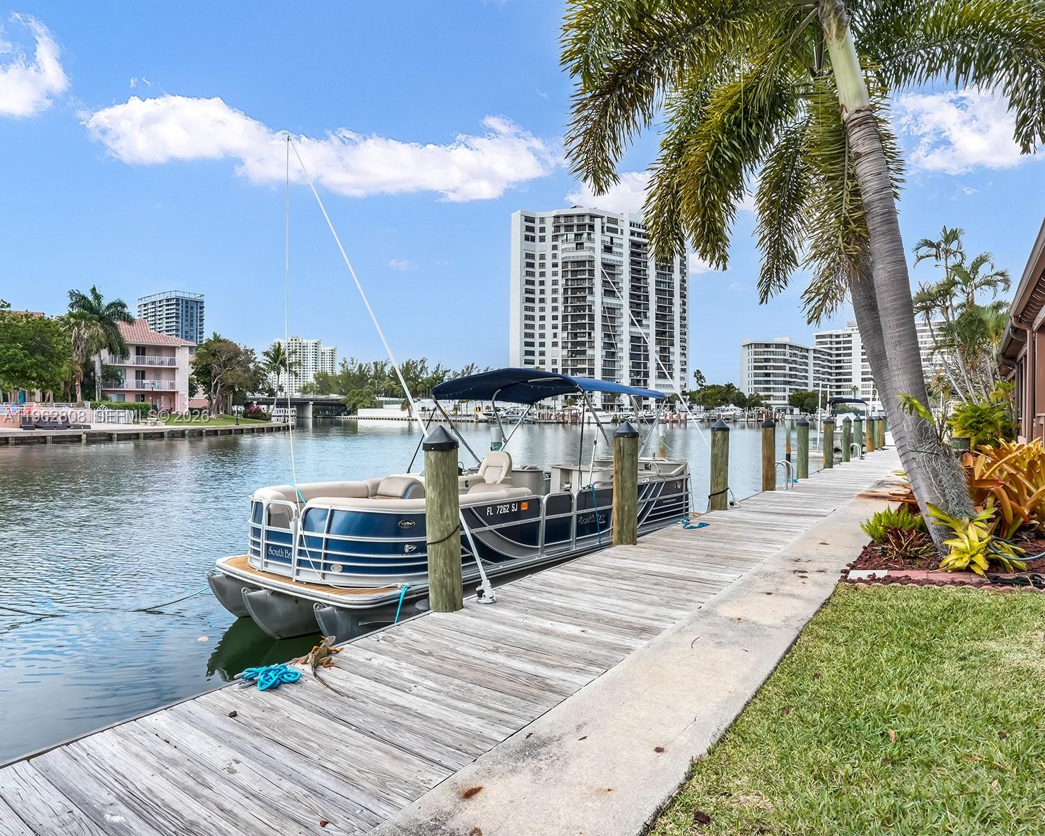 413 Leslie Dr Hallandale Beach, FL 33009