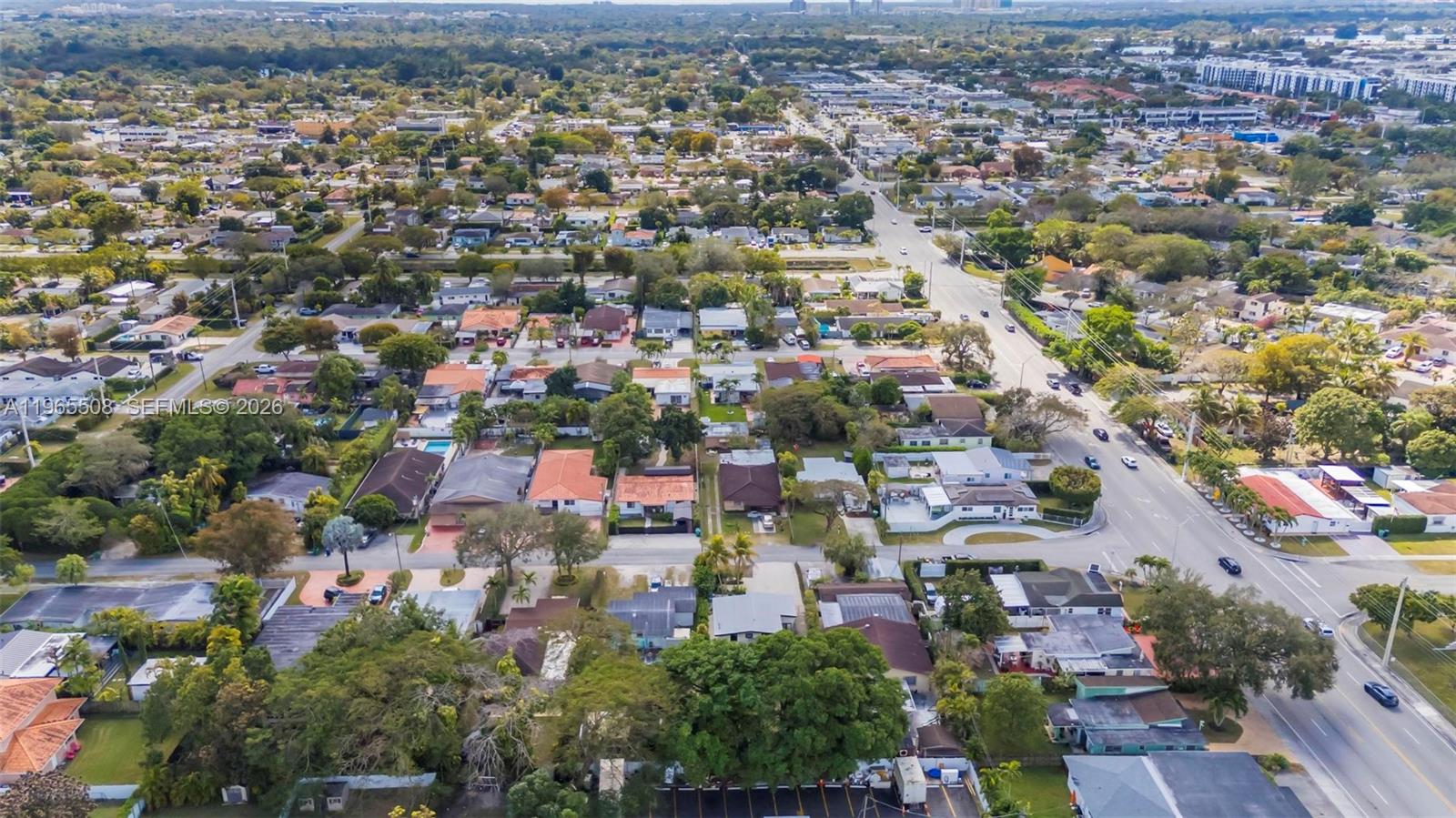 6561 SW 34th St Miami, FL 33155