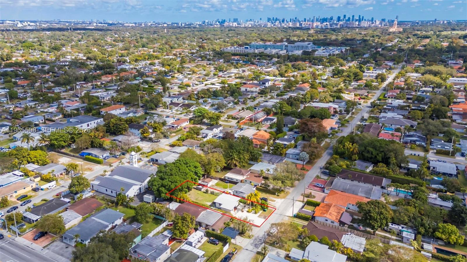 6561 SW 34th St Miami, FL 33155