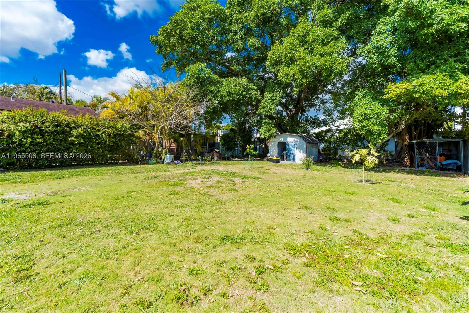 6561 SW 34th St Miami, FL 33155