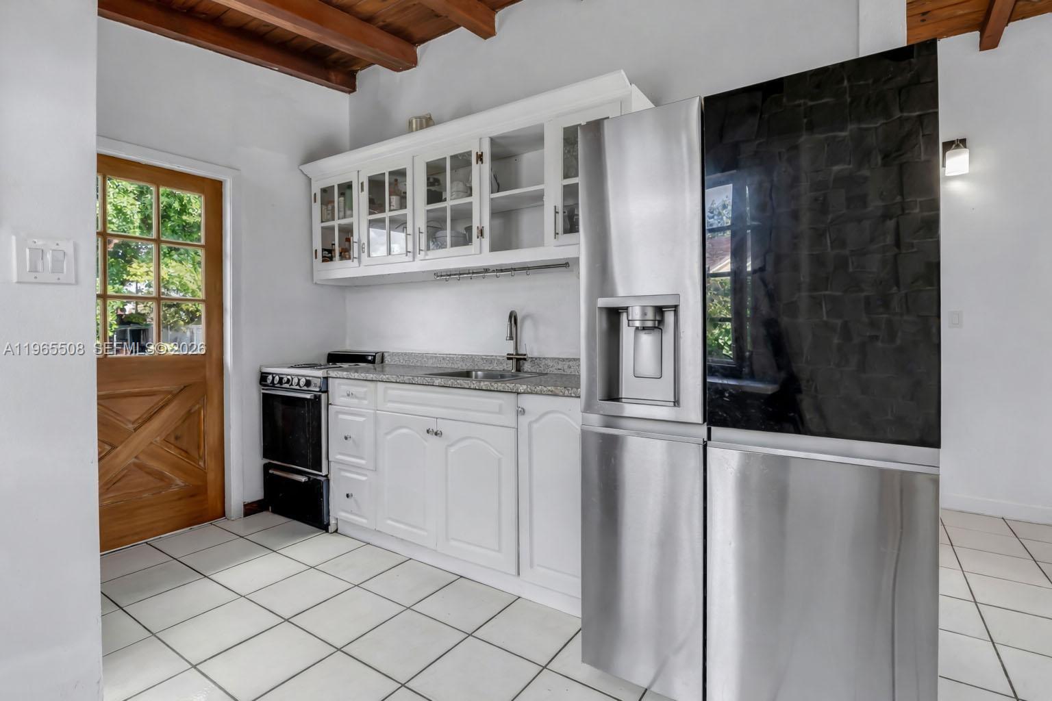 6561 SW 34th St Miami, FL 33155