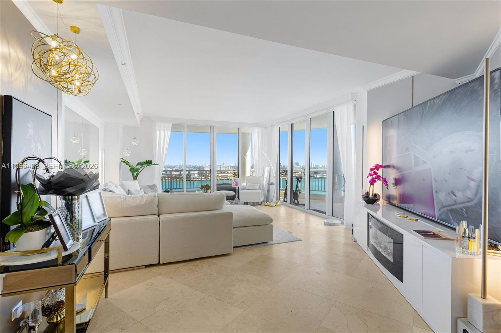 848 Brickell Key Dr #1601 Miami, FL 33131