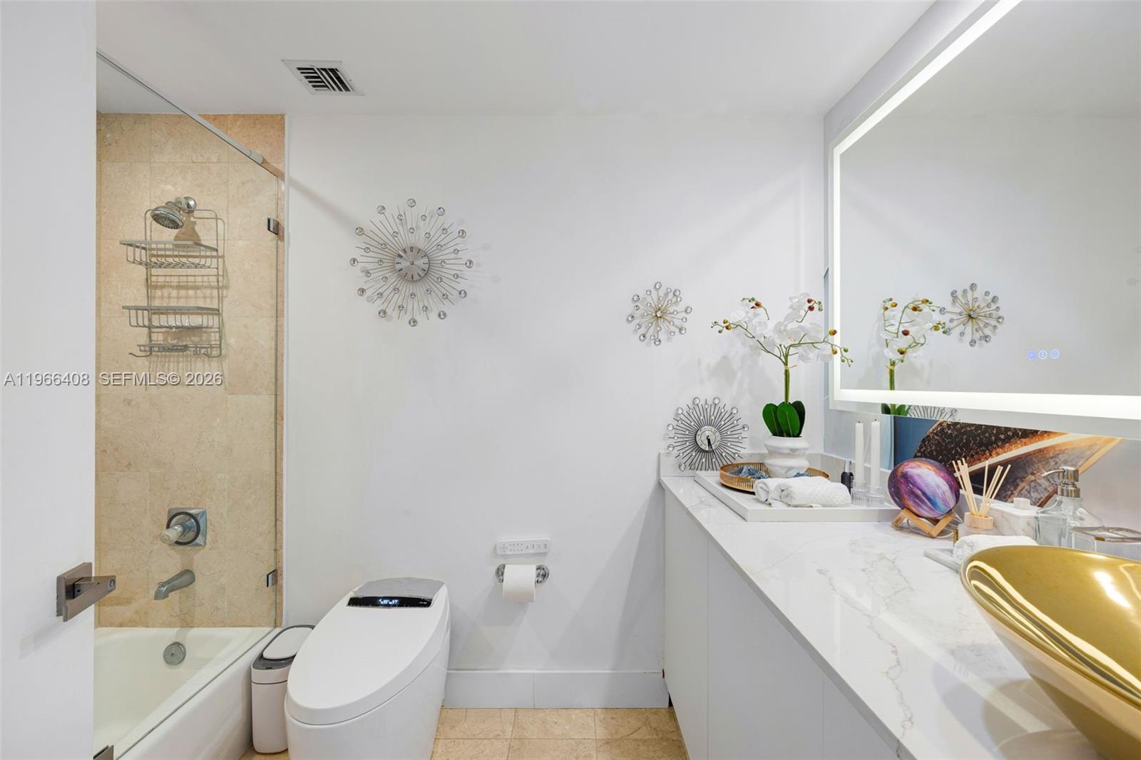 848 Brickell Key Dr #1601 Miami, FL 33131