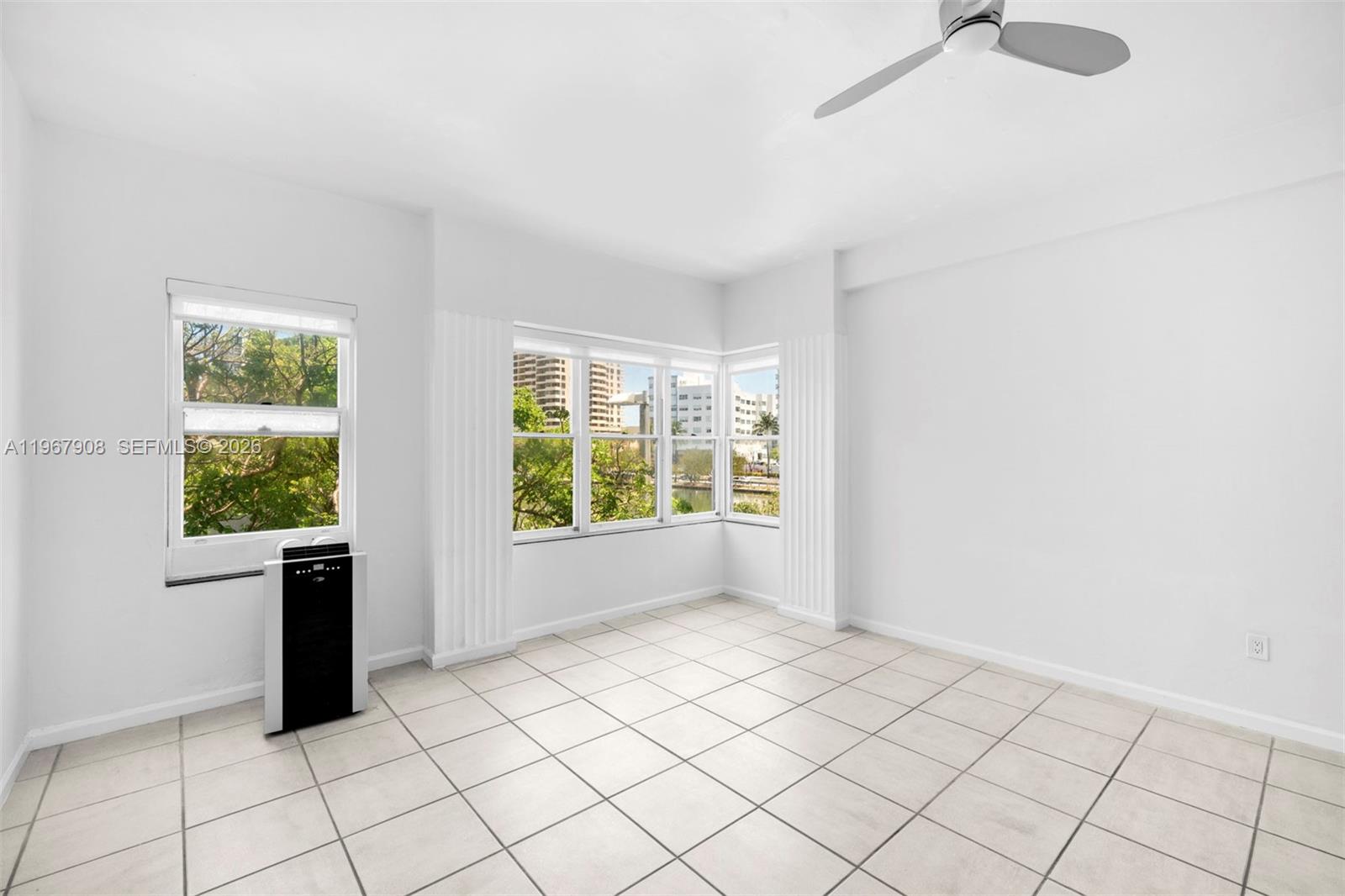 2421 Lake Pancoast Dr #2C Miami Beach, FL 33140