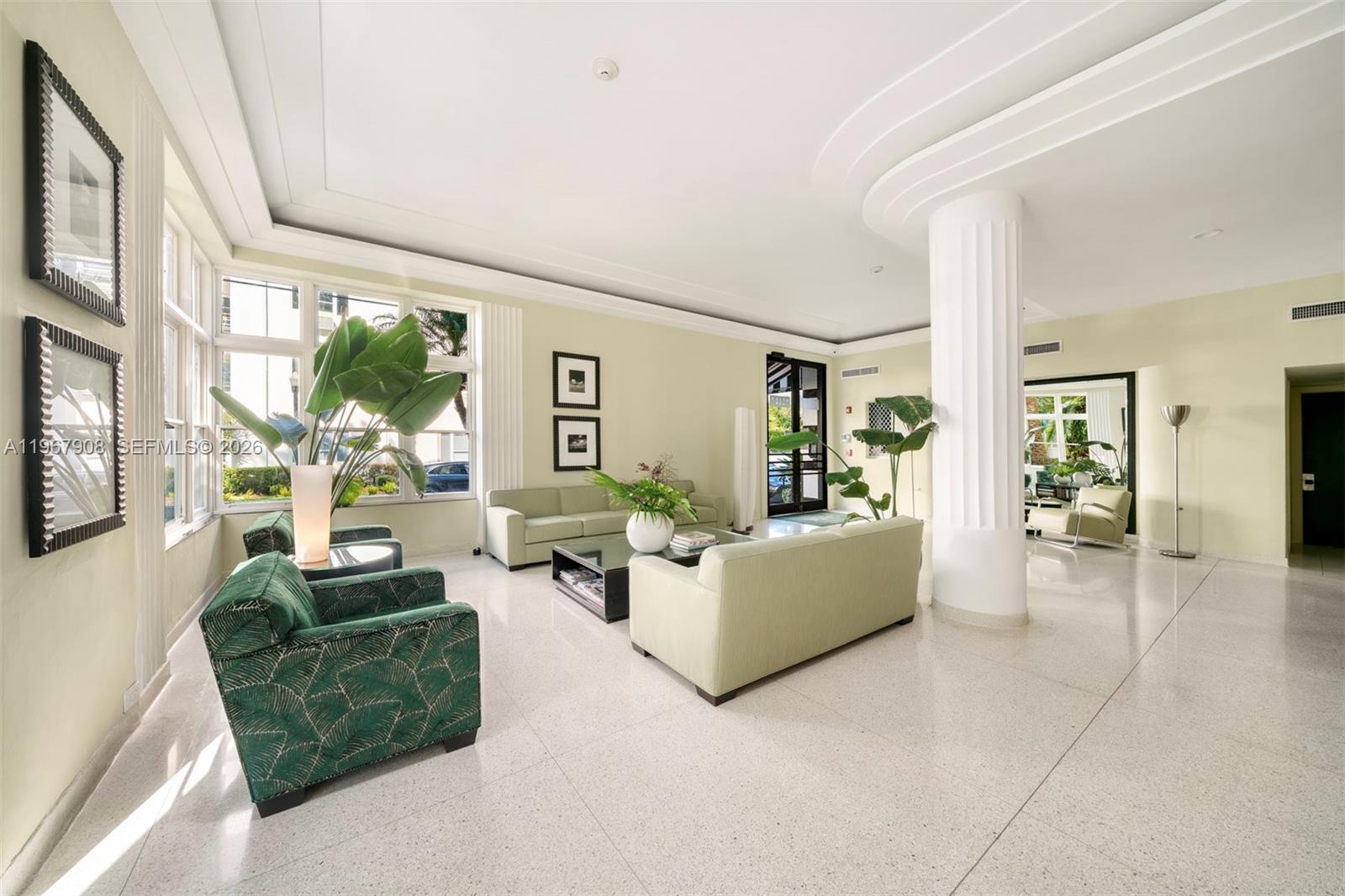 2421 Lake Pancoast Dr #2C Miami Beach, FL 33140