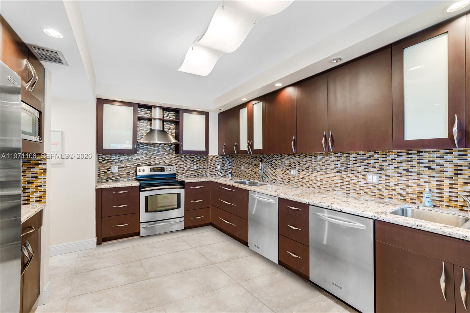 9801 Collins Ave #5S Bal Harbour, FL 33154