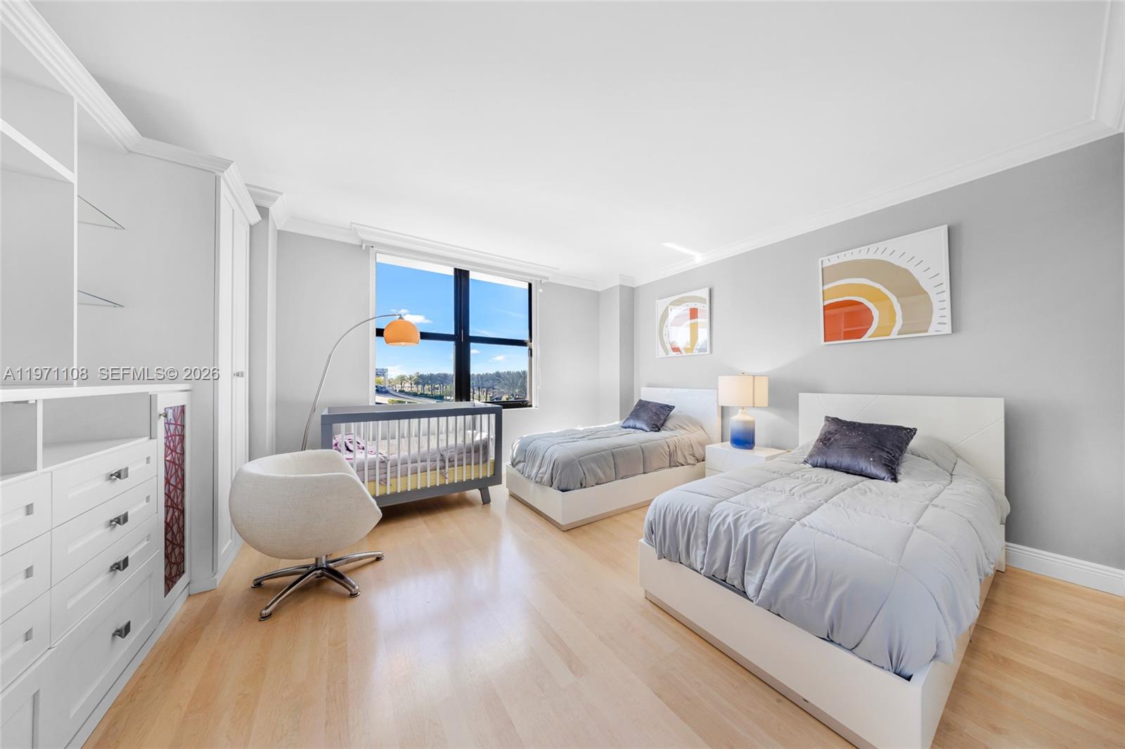 9801 Collins Ave #5S Bal Harbour, FL 33154