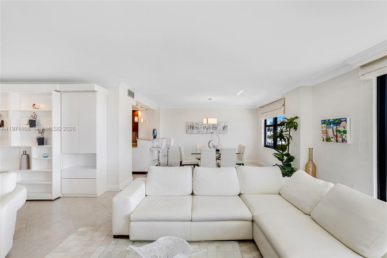 9801 Collins Ave #5S Bal Harbour, FL 33154