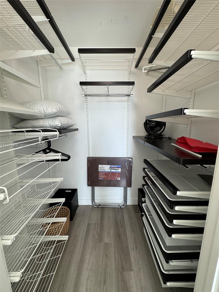 image Axis on Brickell North9