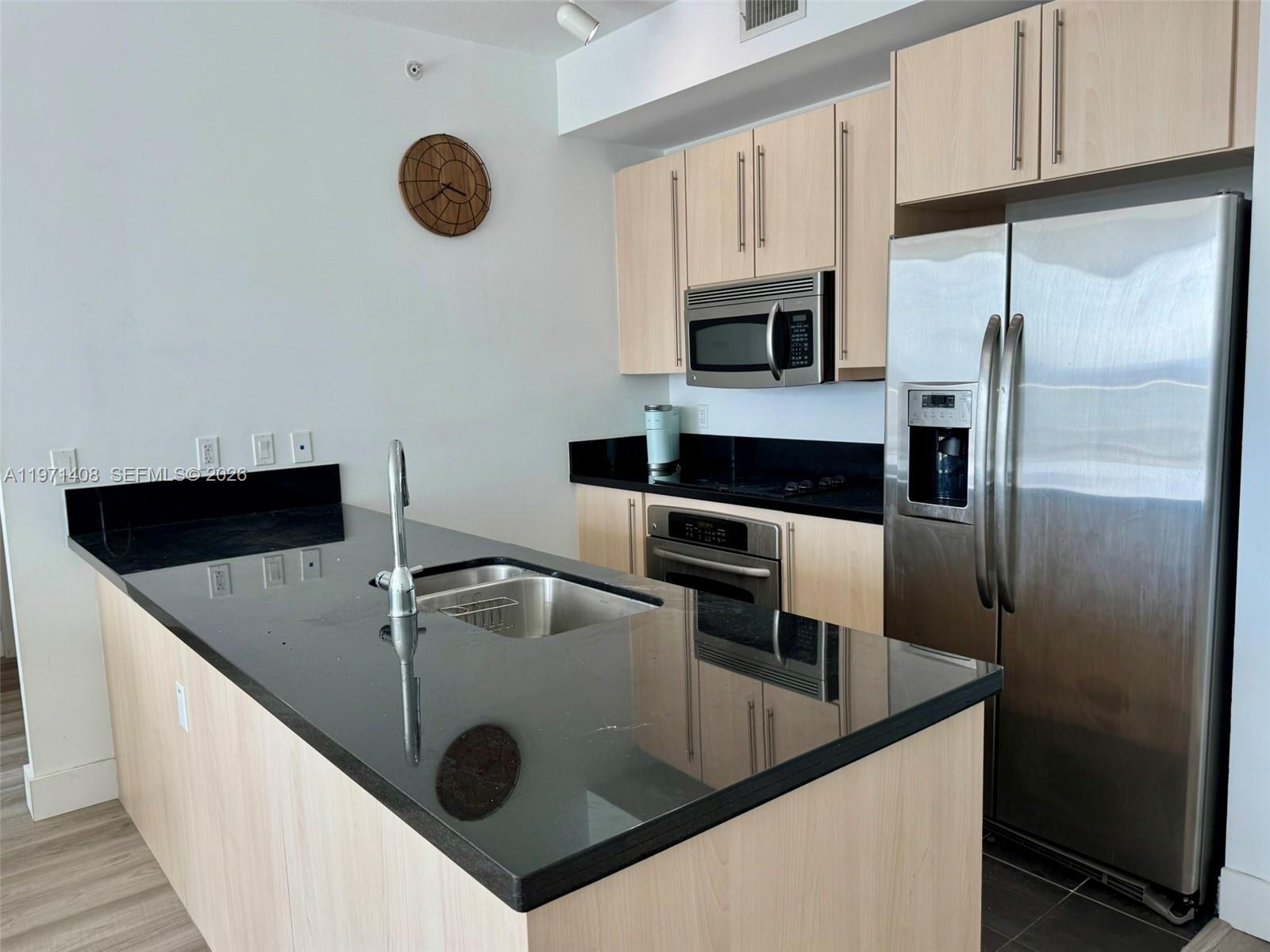 image Axis on Brickell North2