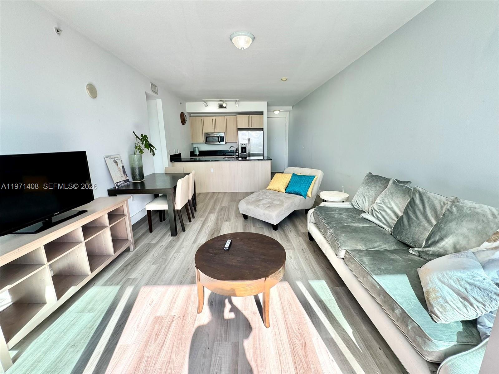 image Axis on Brickell North3