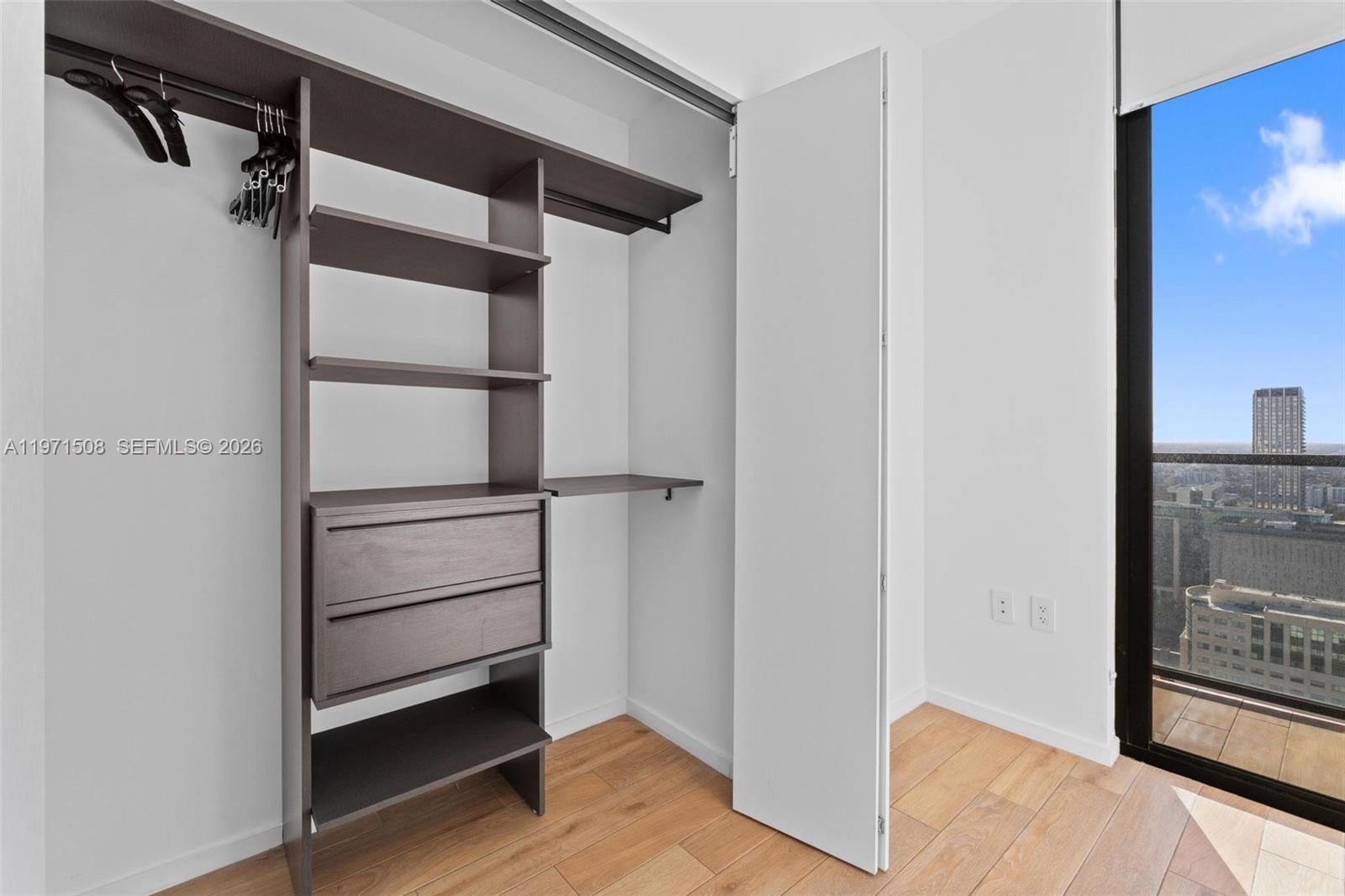 398 NE 5th St #3218 Miami, FL 33132