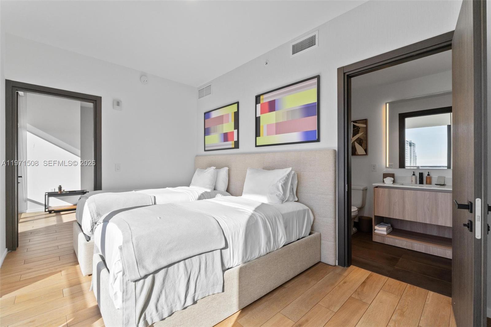 398 NE 5th St #3218 Miami, FL 33132