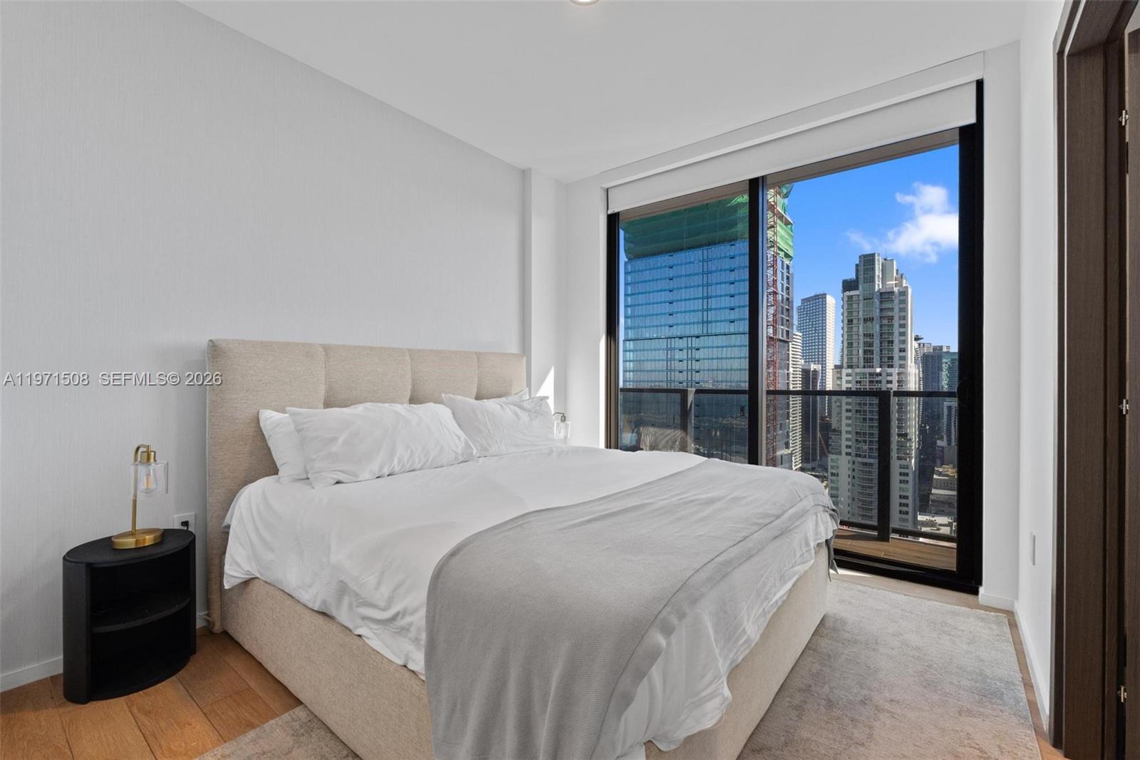 398 NE 5th St #3218 Miami, FL 33132