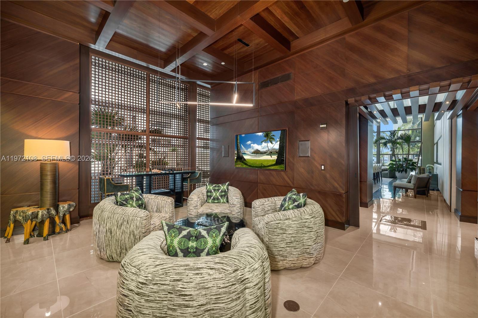 5875 Collins Ave #1004 Miami Beach, FL 33140