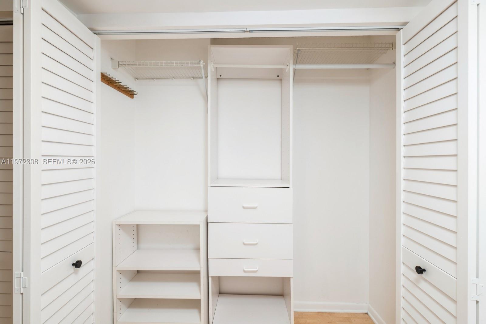 image Brickell Key Two25