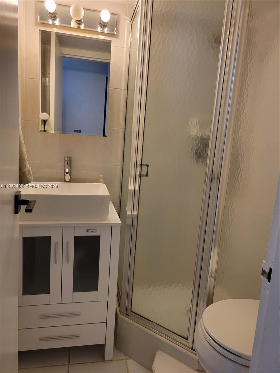 2655 Collins Ave #1404 Miami Beach, FL 33140