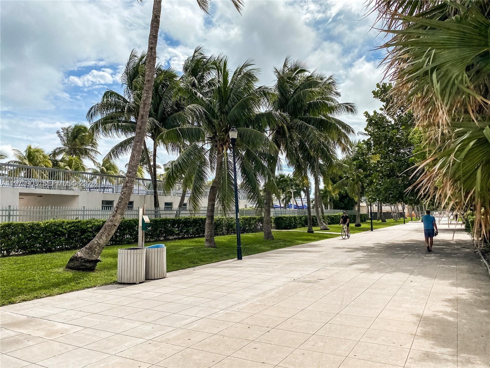 2655 Collins Ave #1404 Miami Beach, FL 33140
