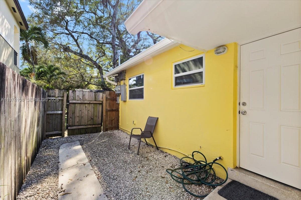 620 SW 10th St Fort Lauderdale, FL 33315