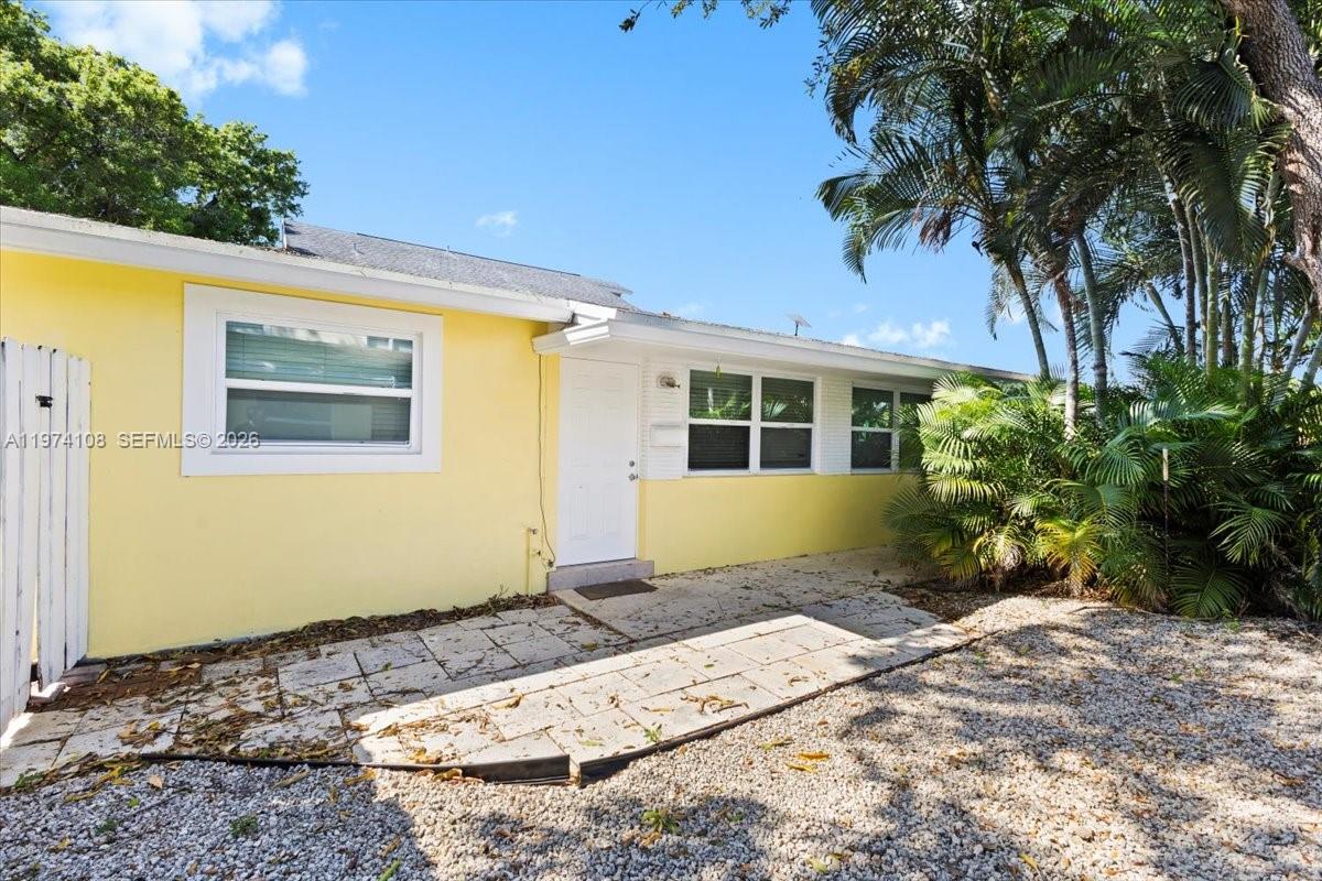 620 SW 10th St Fort Lauderdale, FL 33315