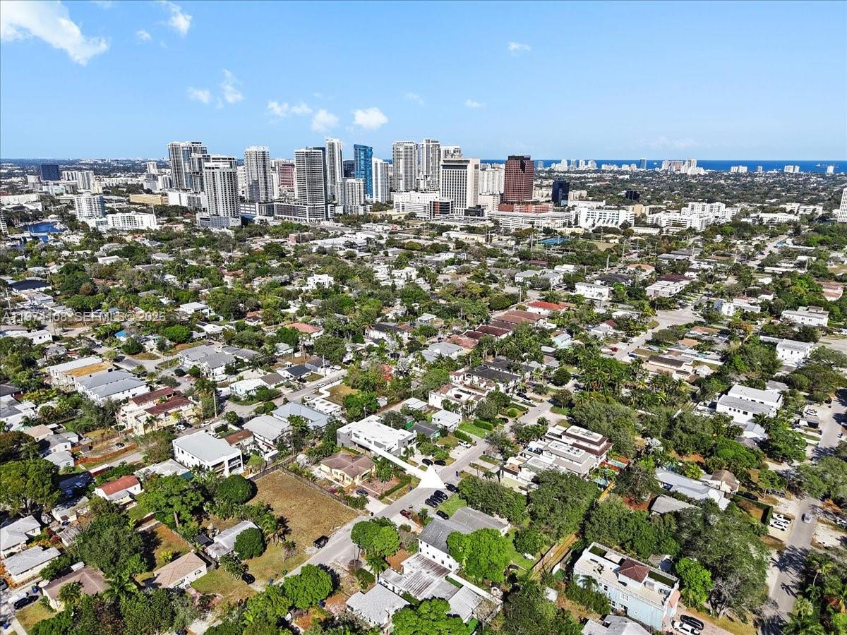 620 SW 10th St Fort Lauderdale, FL 33315