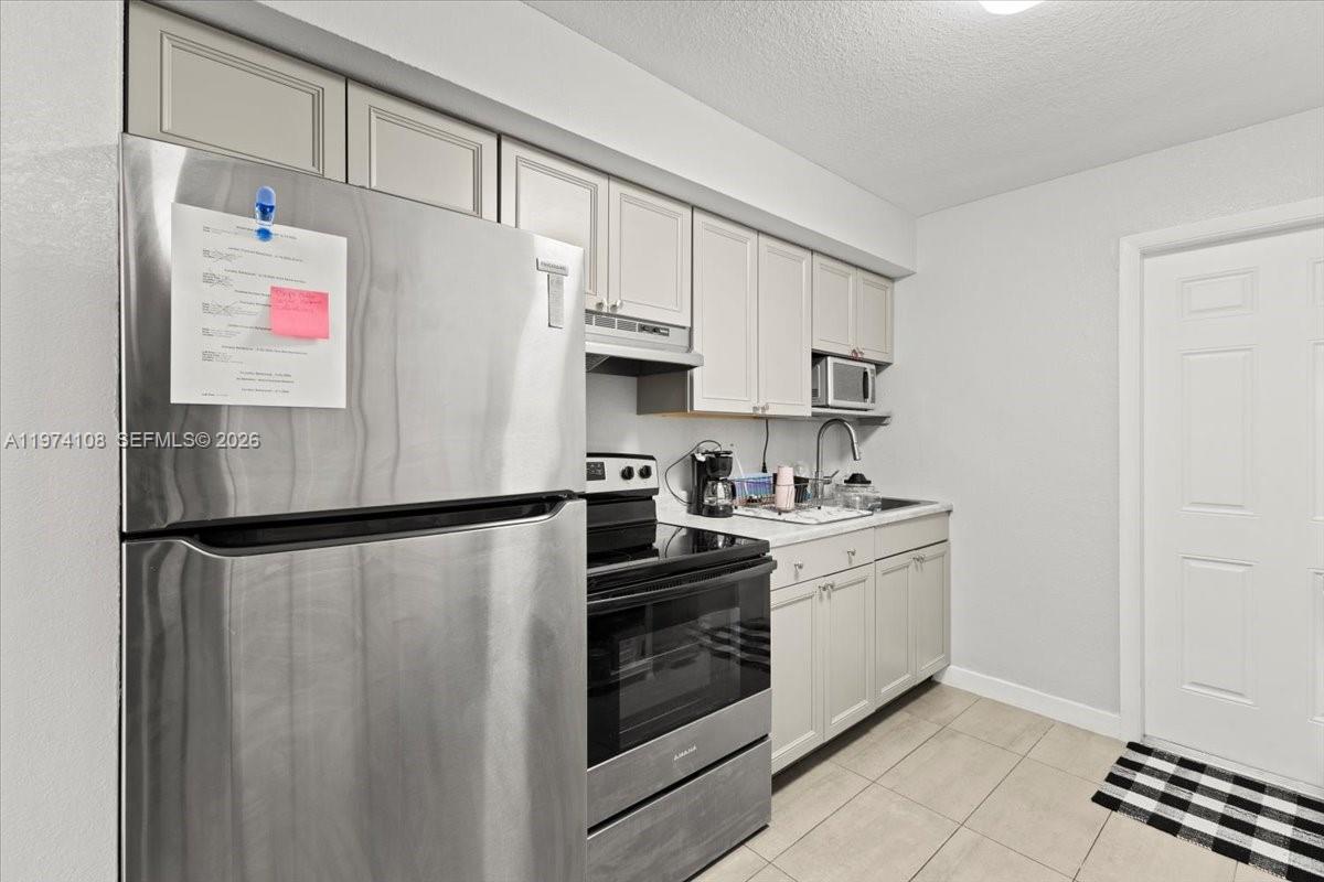 620 SW 10th St Fort Lauderdale, FL 33315