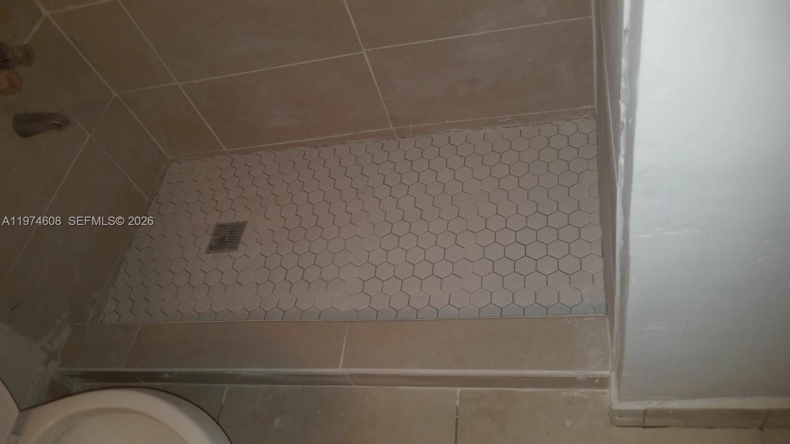 1801 S Treasure Dr #124 North Bay Village, FL 33141