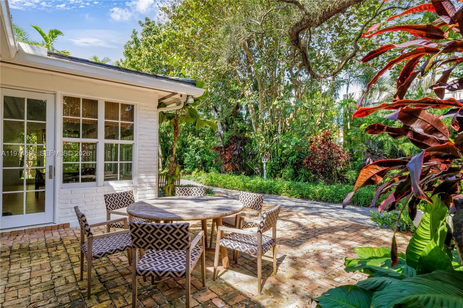 935 Escobar Ave Coral Gables, FL 33134