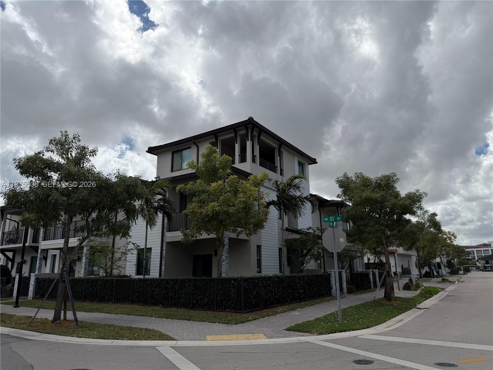 8304 NW 49th St Doral, FL 33166