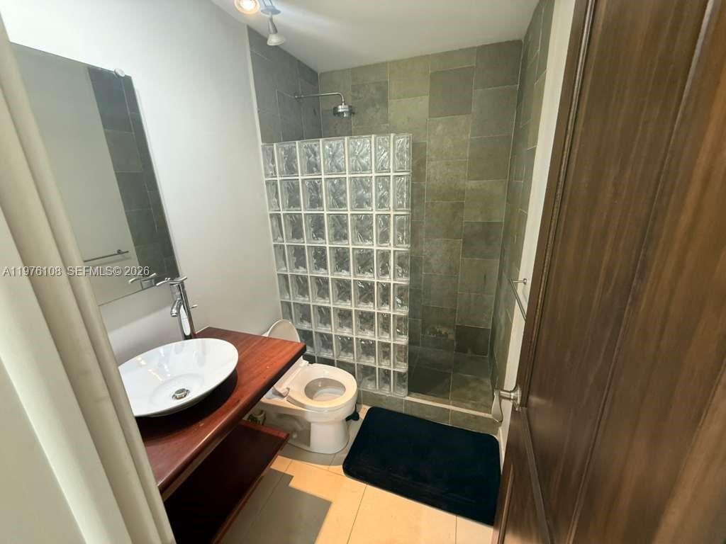 2201 Brickell Ave #98 Miami, FL 33129