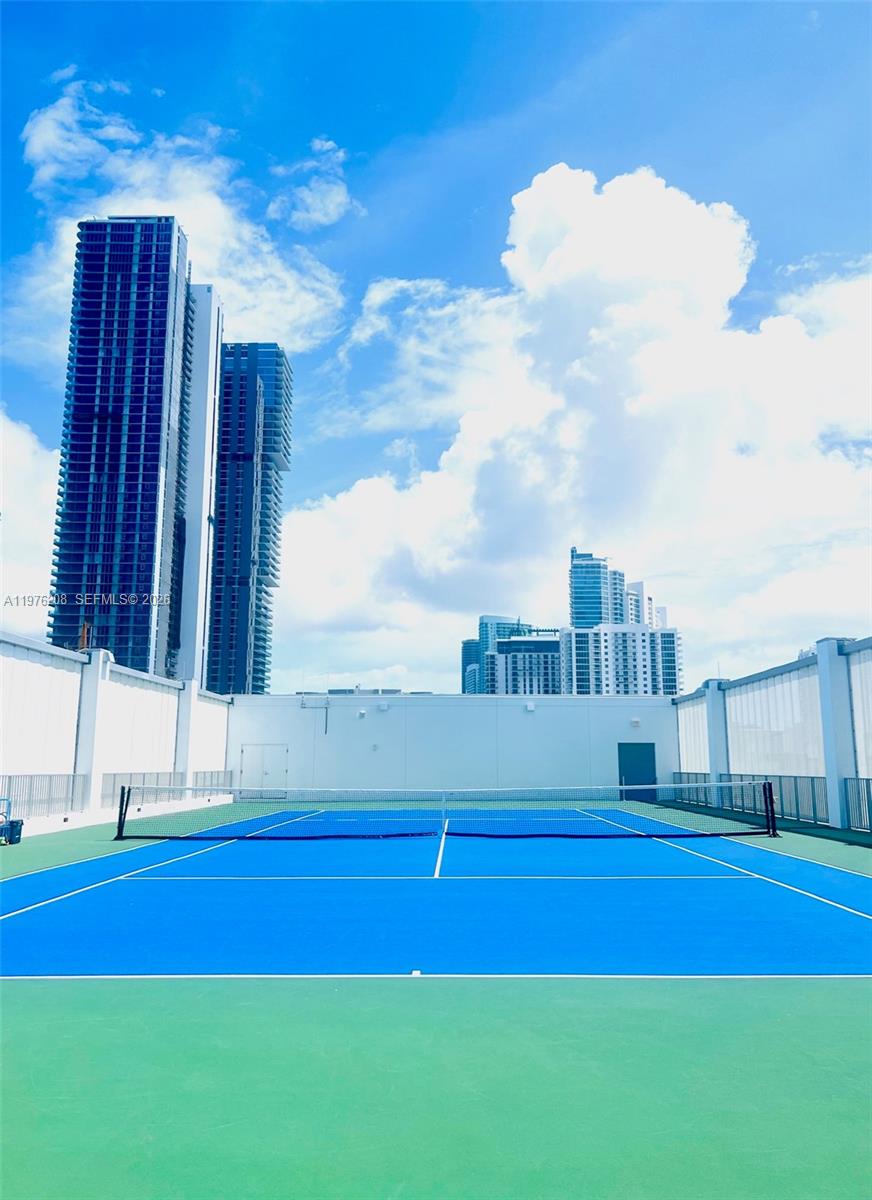 700 NE 26th Ter #3504