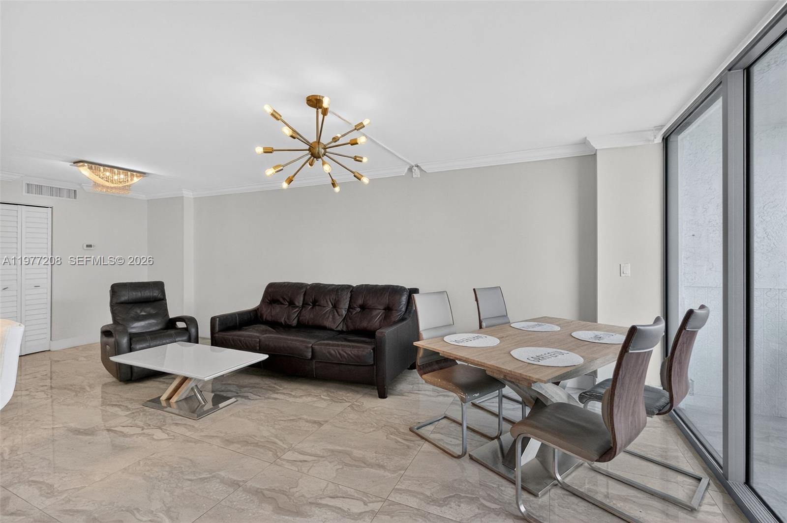 2655 Collins Ave #1407 Miami Beach, FL 33140