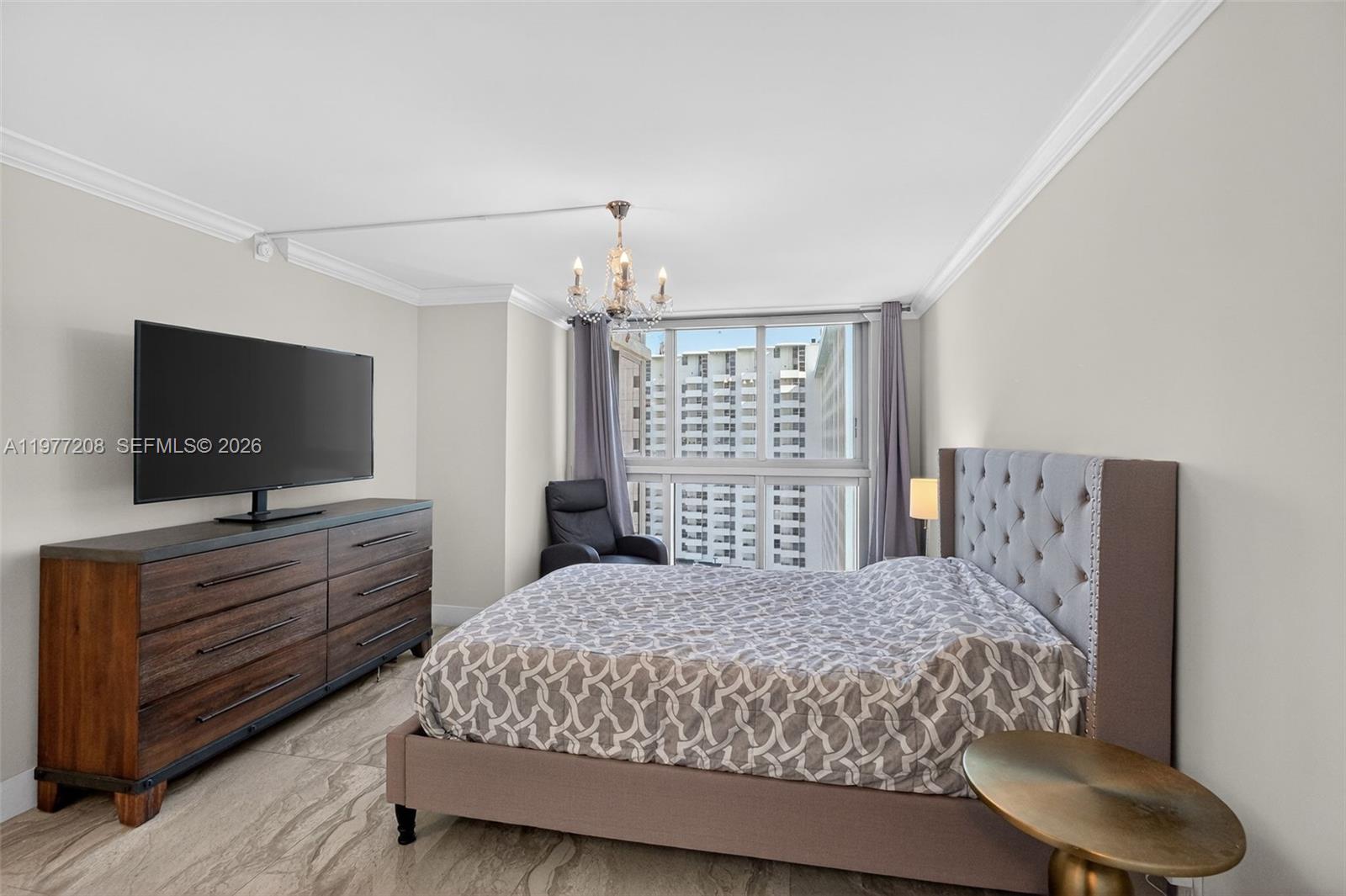 2655 Collins Ave #1407 Miami Beach, FL 33140