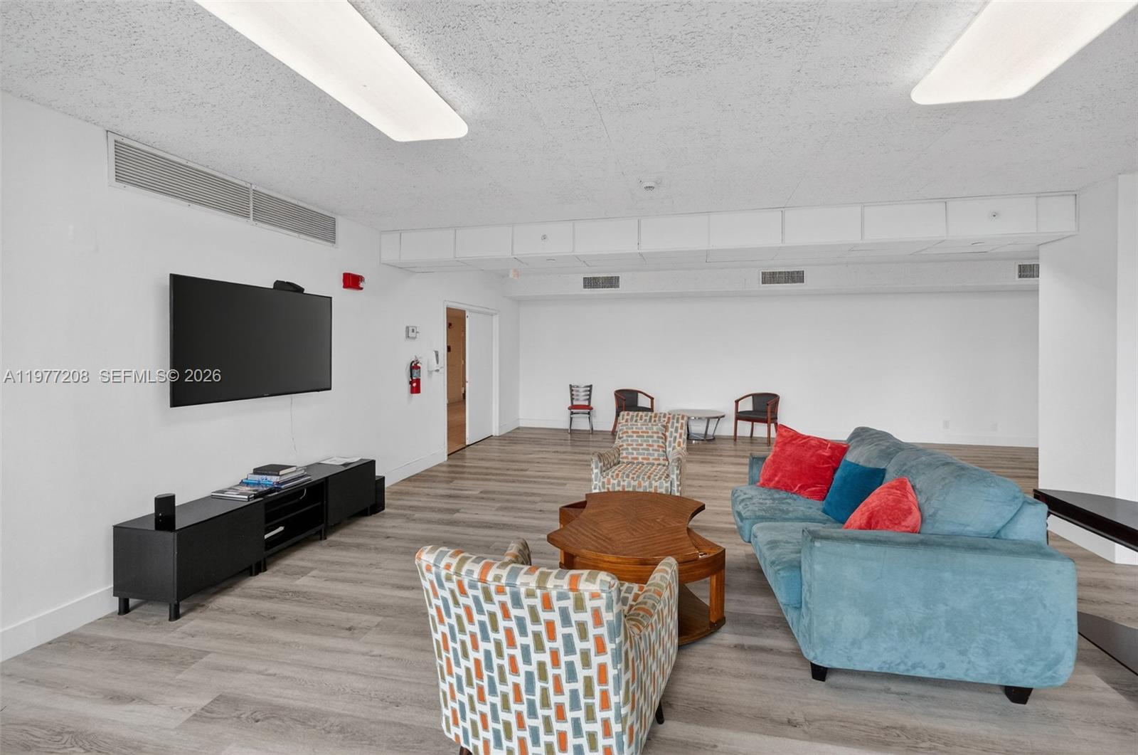 2655 Collins Ave #1407 Miami Beach, FL 33140