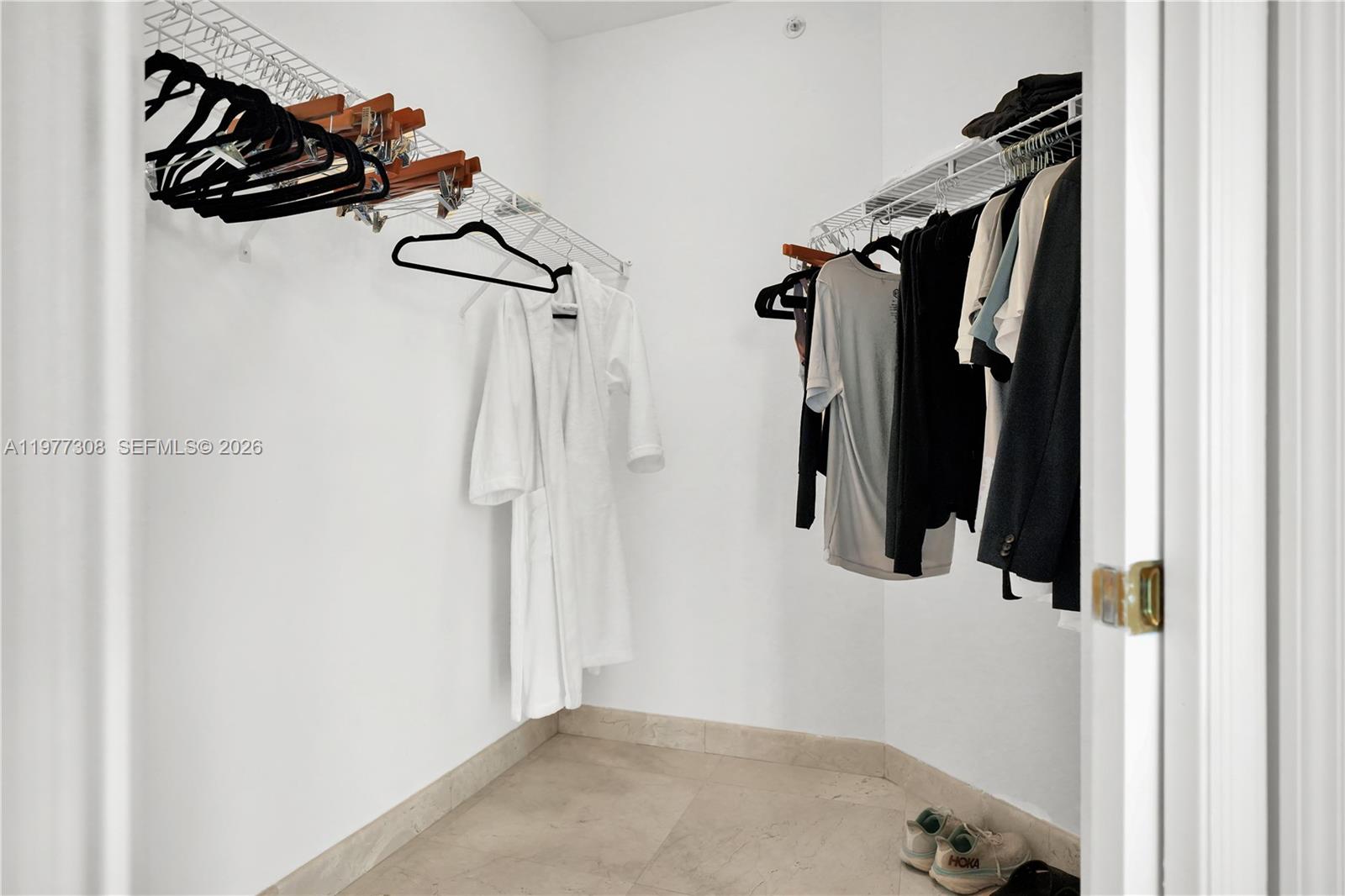 image Blue Diamond26