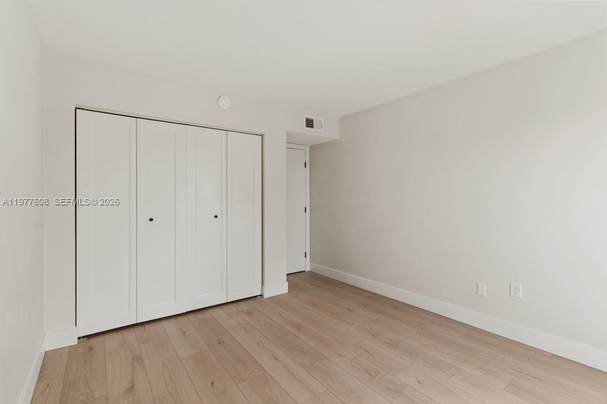 6902 N Kendall Dr #E403 Pinecrest, FL 33156