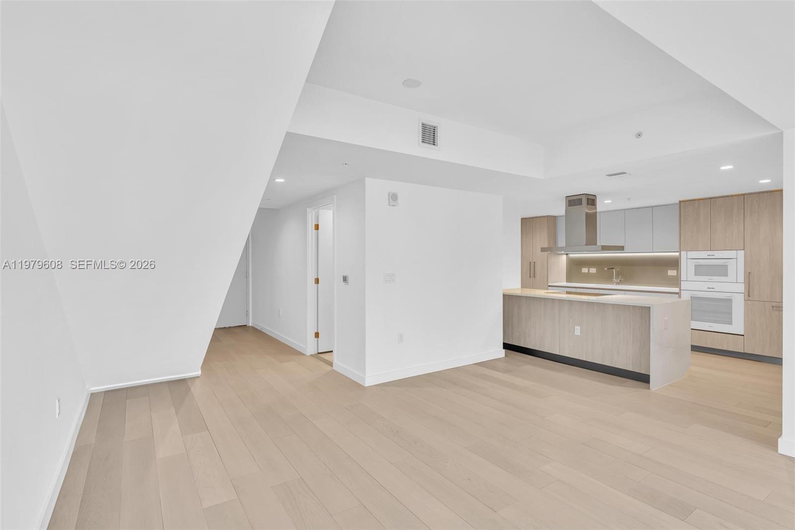 image La Baia Bay Harbor15