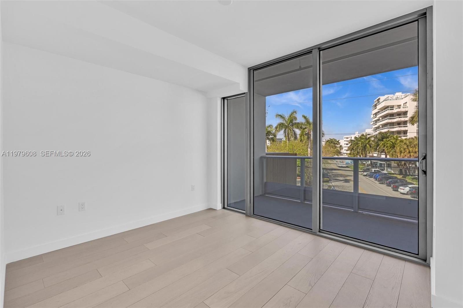 image La Baia Bay Harbor18