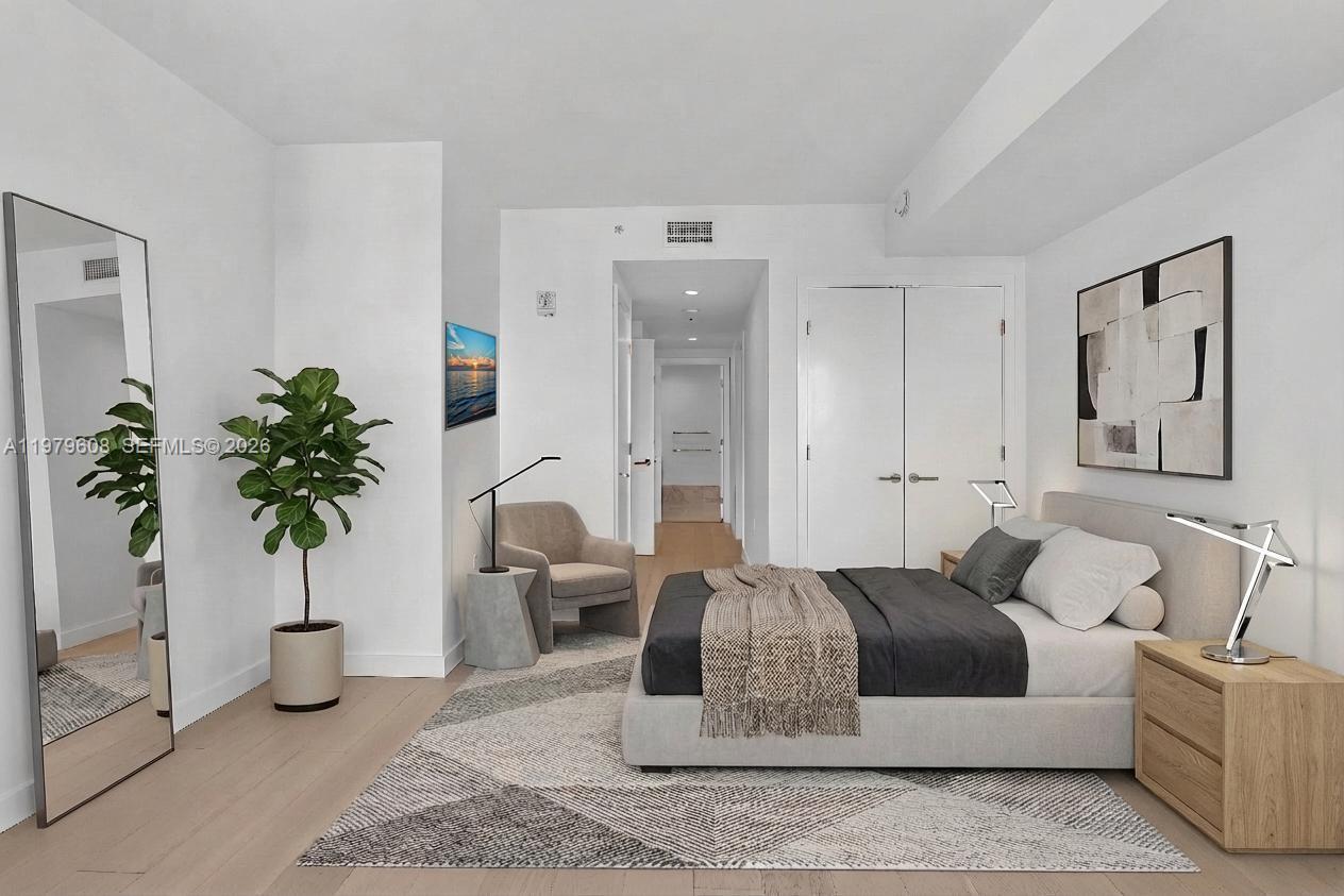 image La Baia Bay Harbor23