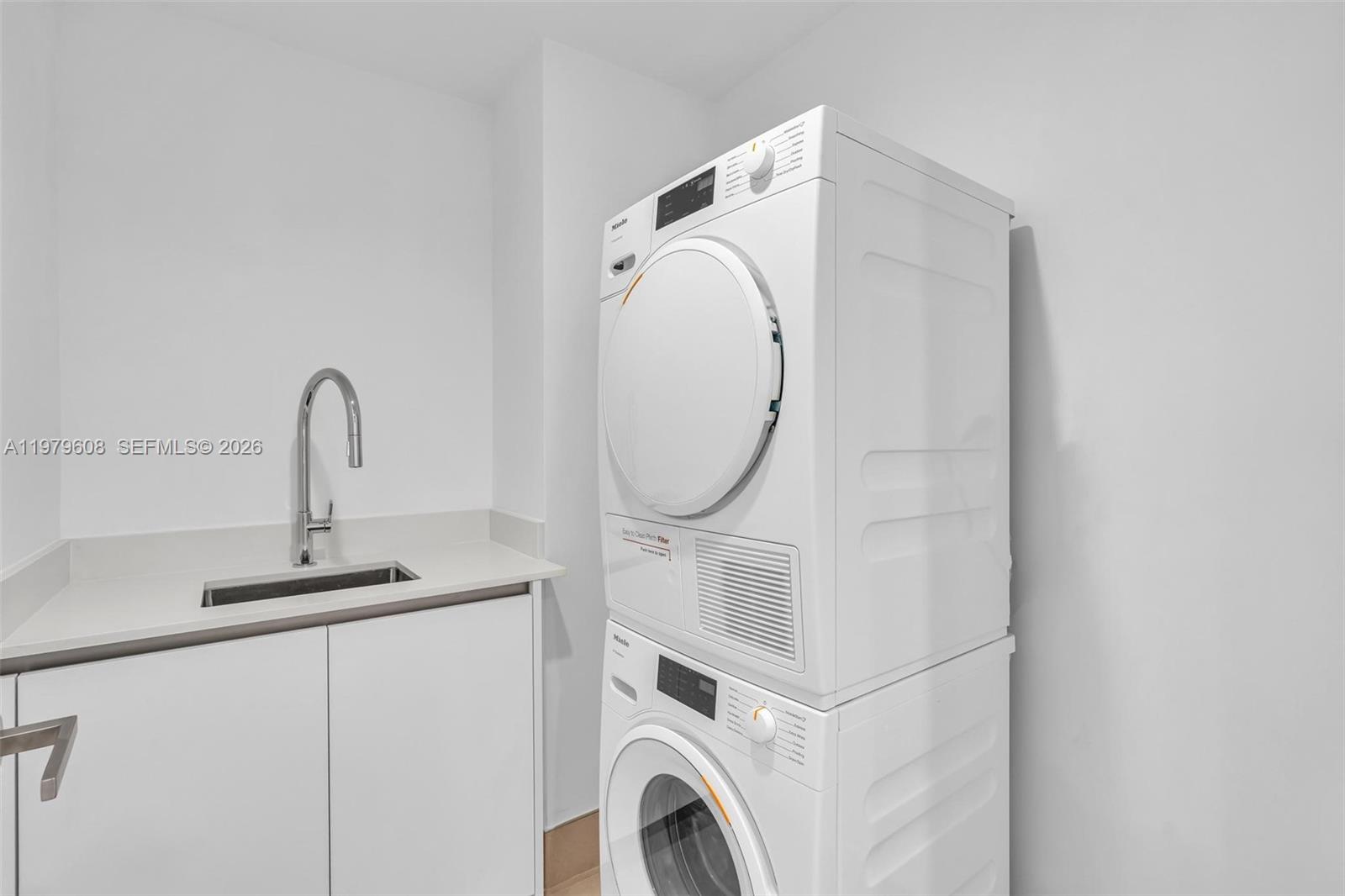 image La Baia Bay Harbor33