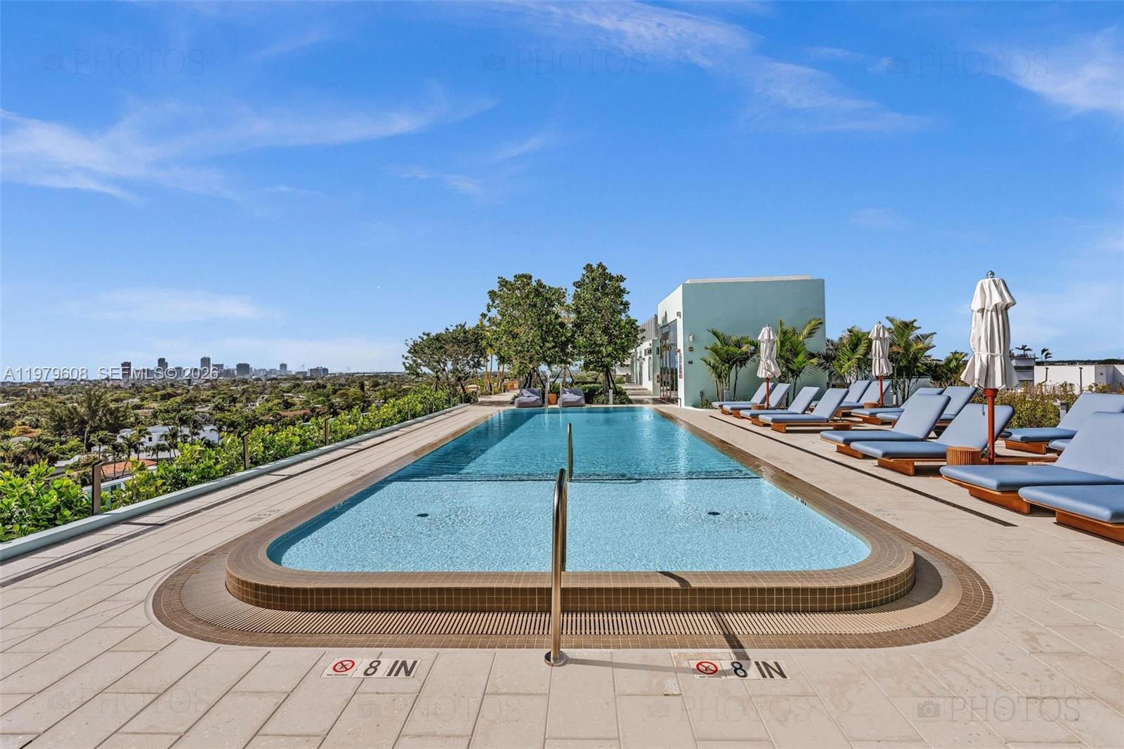 image La Baia Bay Harbor38