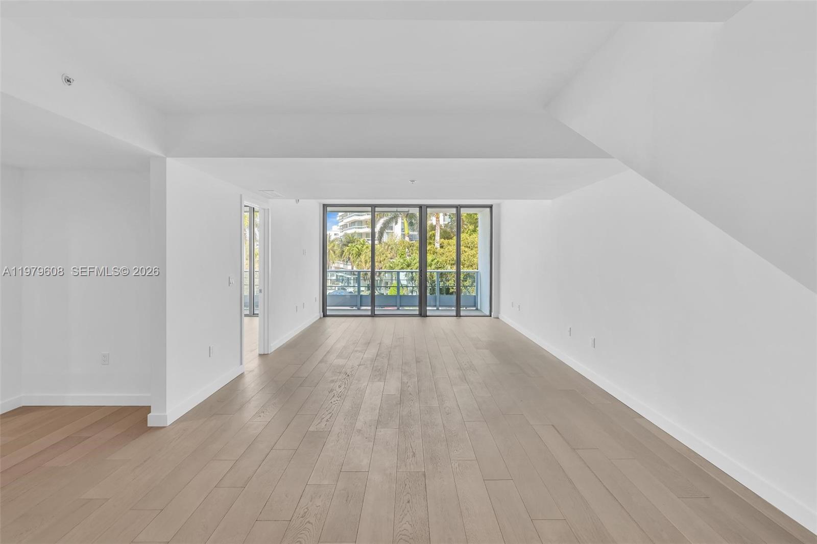 image La Baia Bay Harbor4