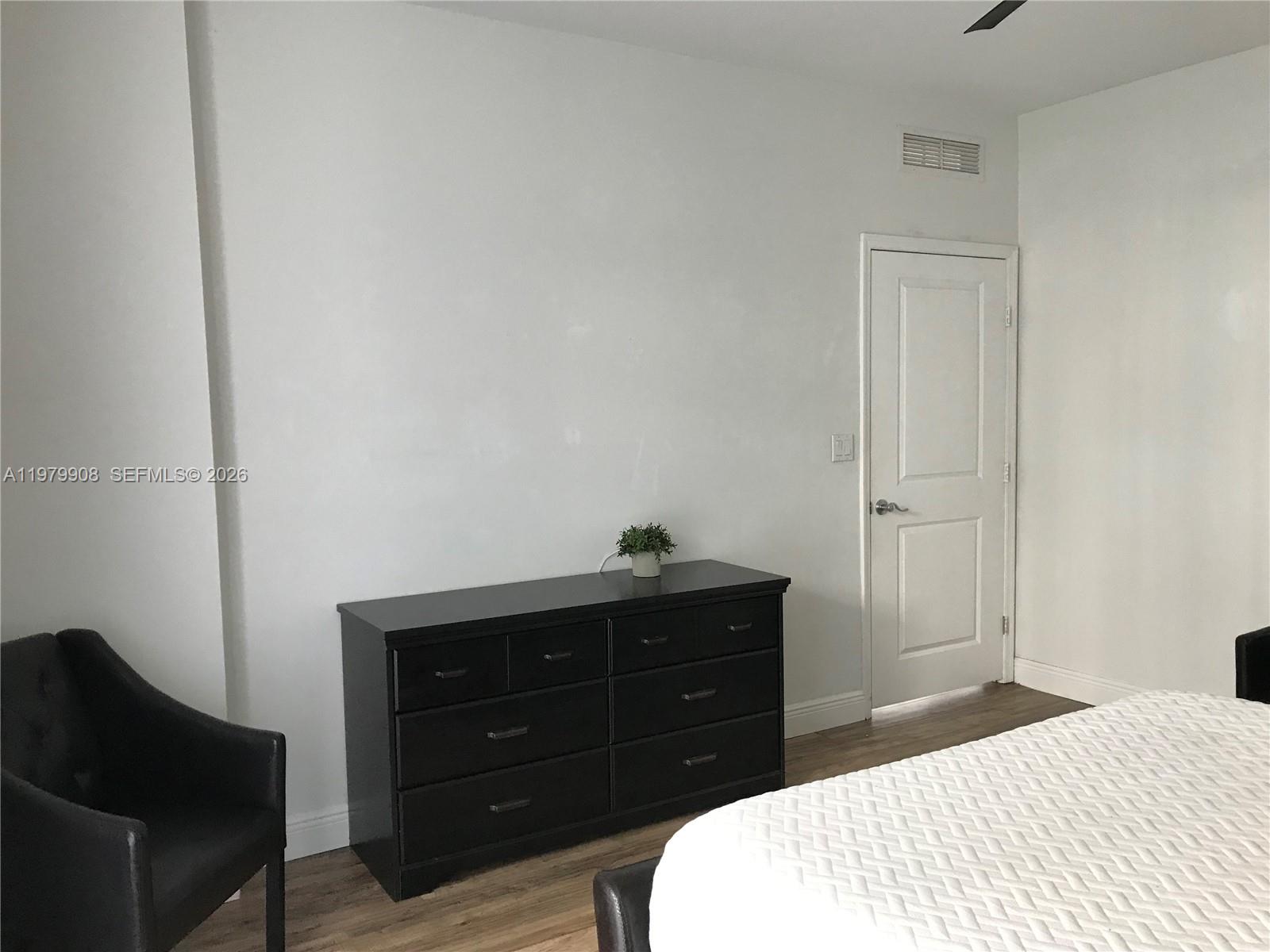 7900 Harbor Is Dr #523 North Bay Village, FL 33141