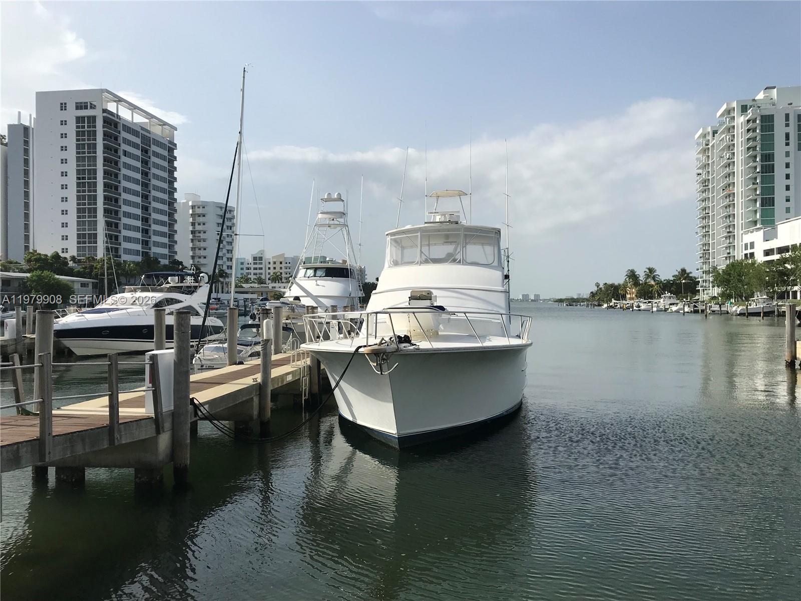 7900 Harbor Is Dr #523 North Bay Village, FL 33141