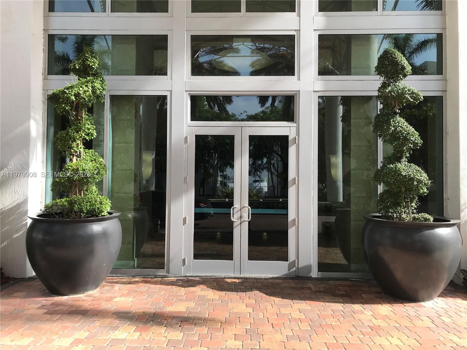 7900 Harbor Is Dr #523 North Bay Village, FL 33141